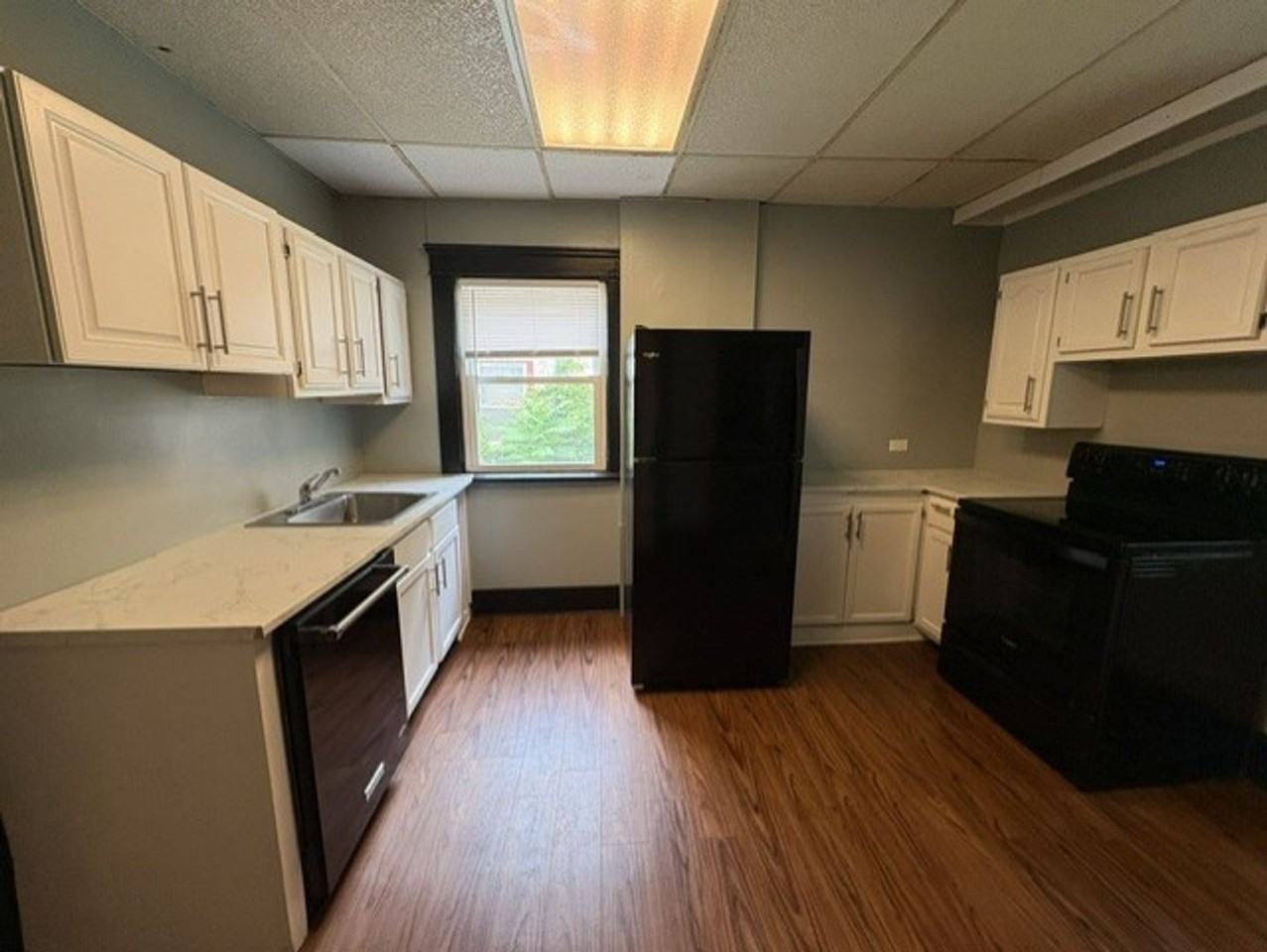 325 Para Ave Akron Oh 44305 .UA .SSC  .MFH - Photo 3 of 18