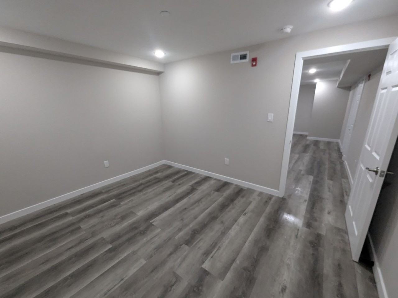 4995 W. Thompson St. - Photo 6 of 20