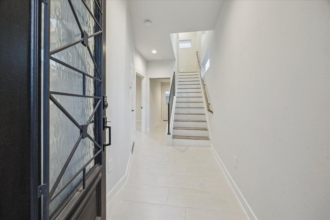 1603 Patterson St #E - Photo 5 of 31