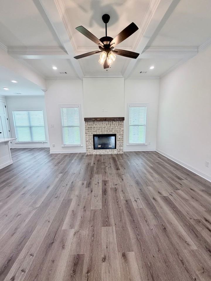 424 Cannon Point Dr - Photo 4 of 27
