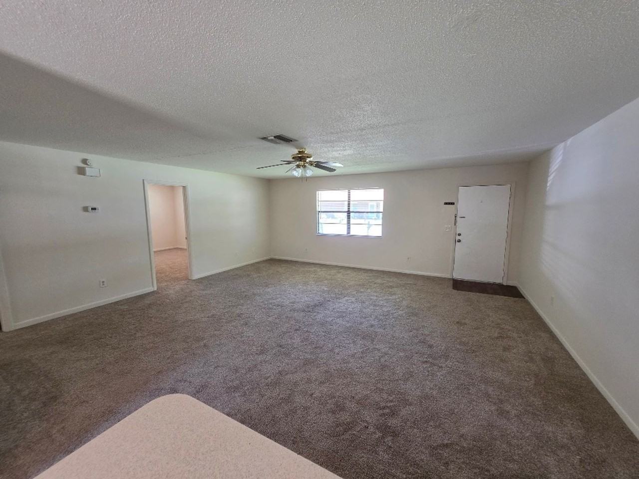 1512 Juniper Dr - Photo 4 of 14