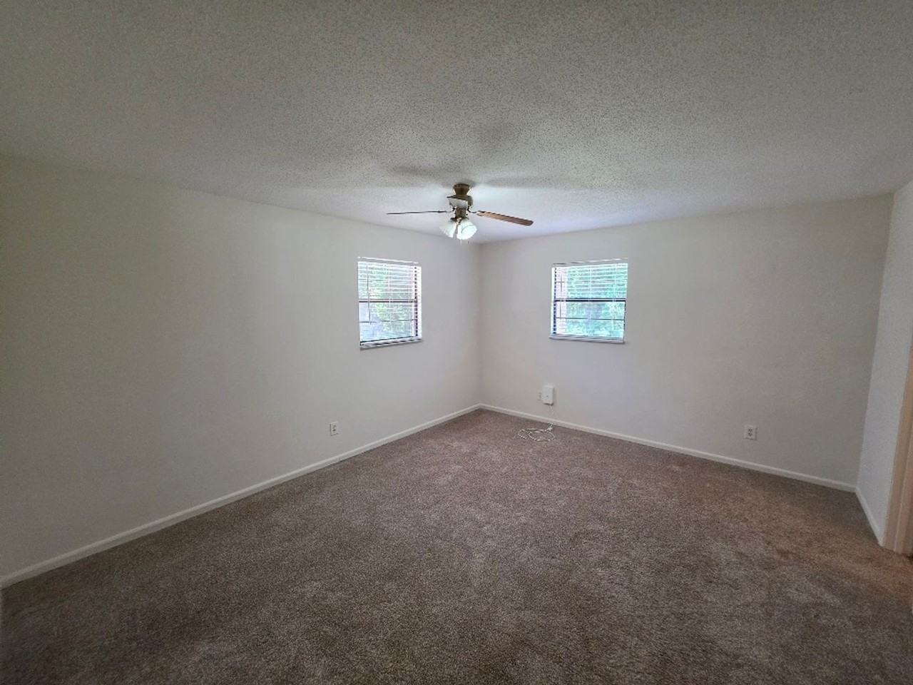 1512 Juniper Dr - Photo 7 of 14