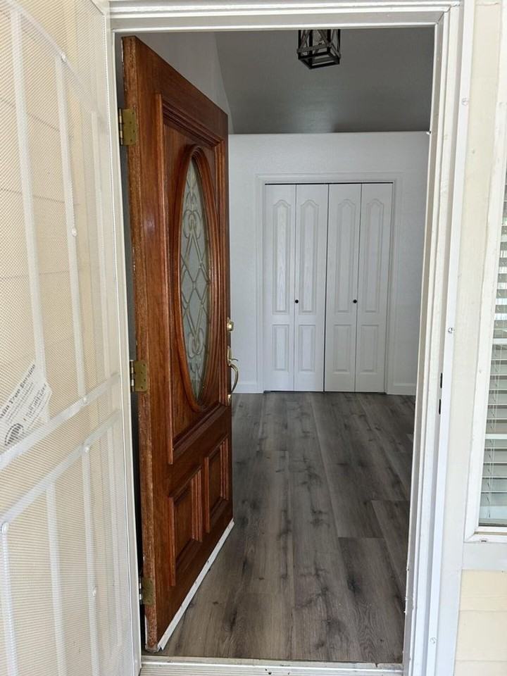 4724 W Manor Ct - Photo 3 of 20