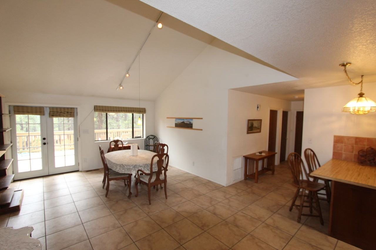 3270 S Little Dr - Photo 3 of 35