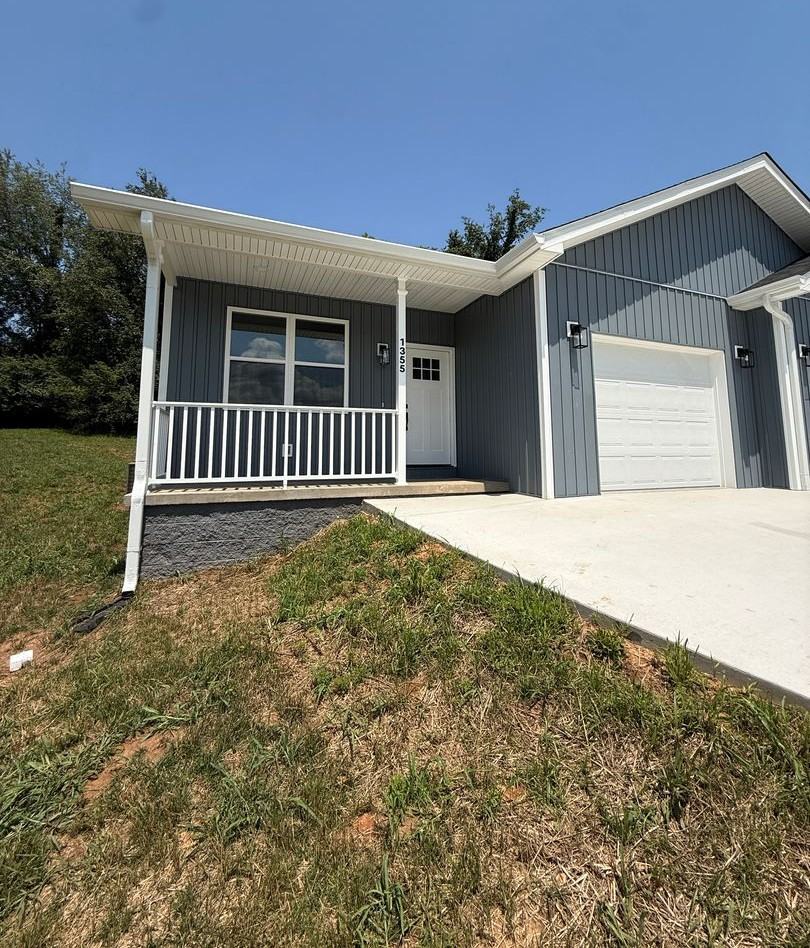 1355 Joe Stephens Rd - Photo 2 of 32