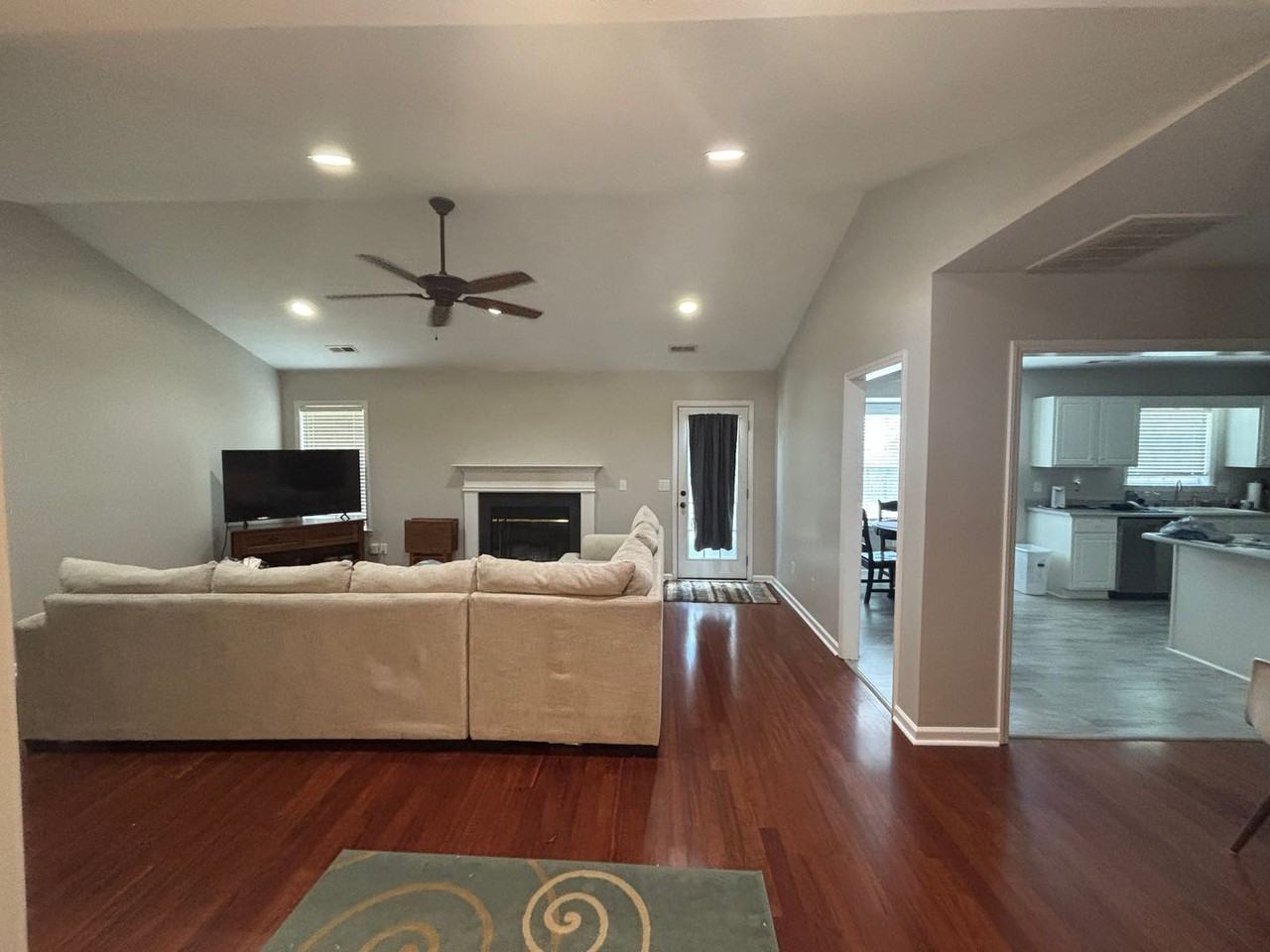 1203 Maple Ridge Rd - Photo 5 of 22