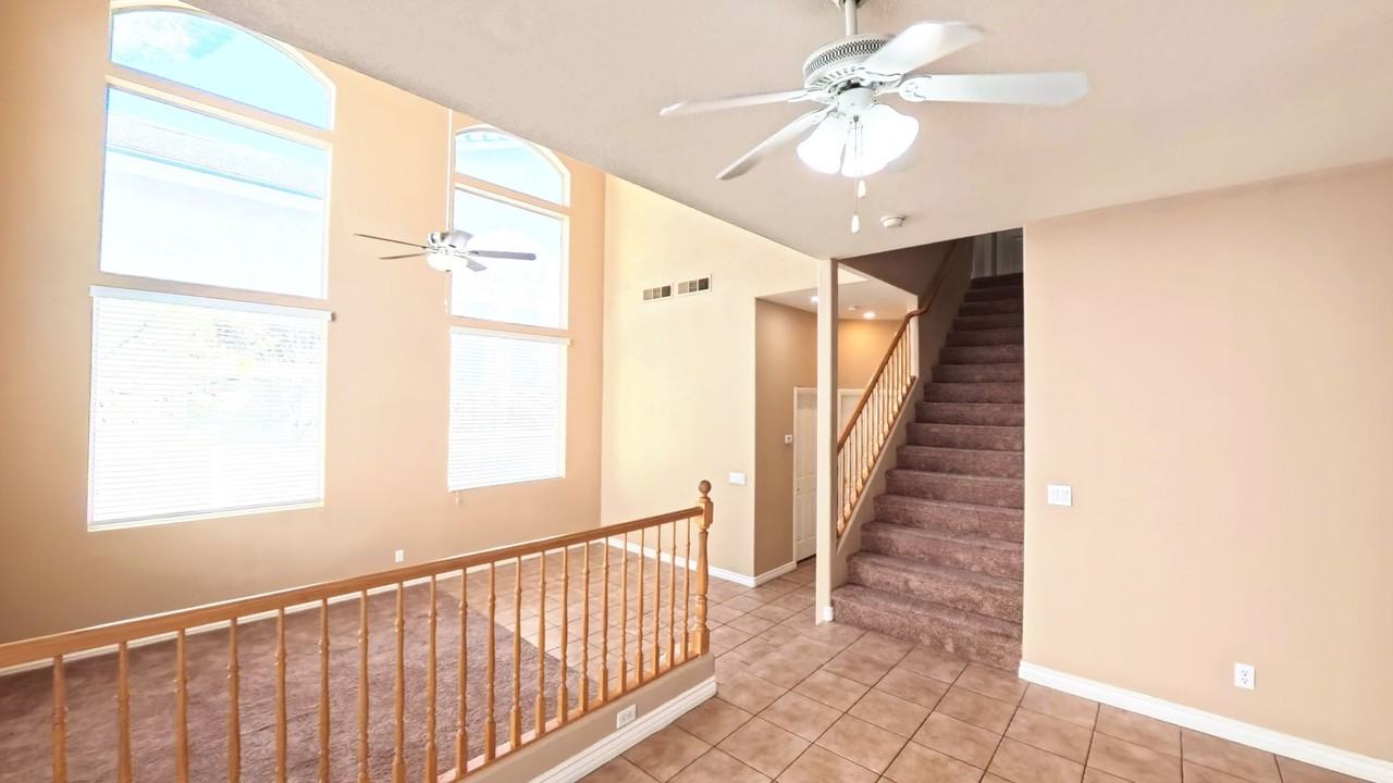 10403 Adams Chase St - Photo 6 of 40