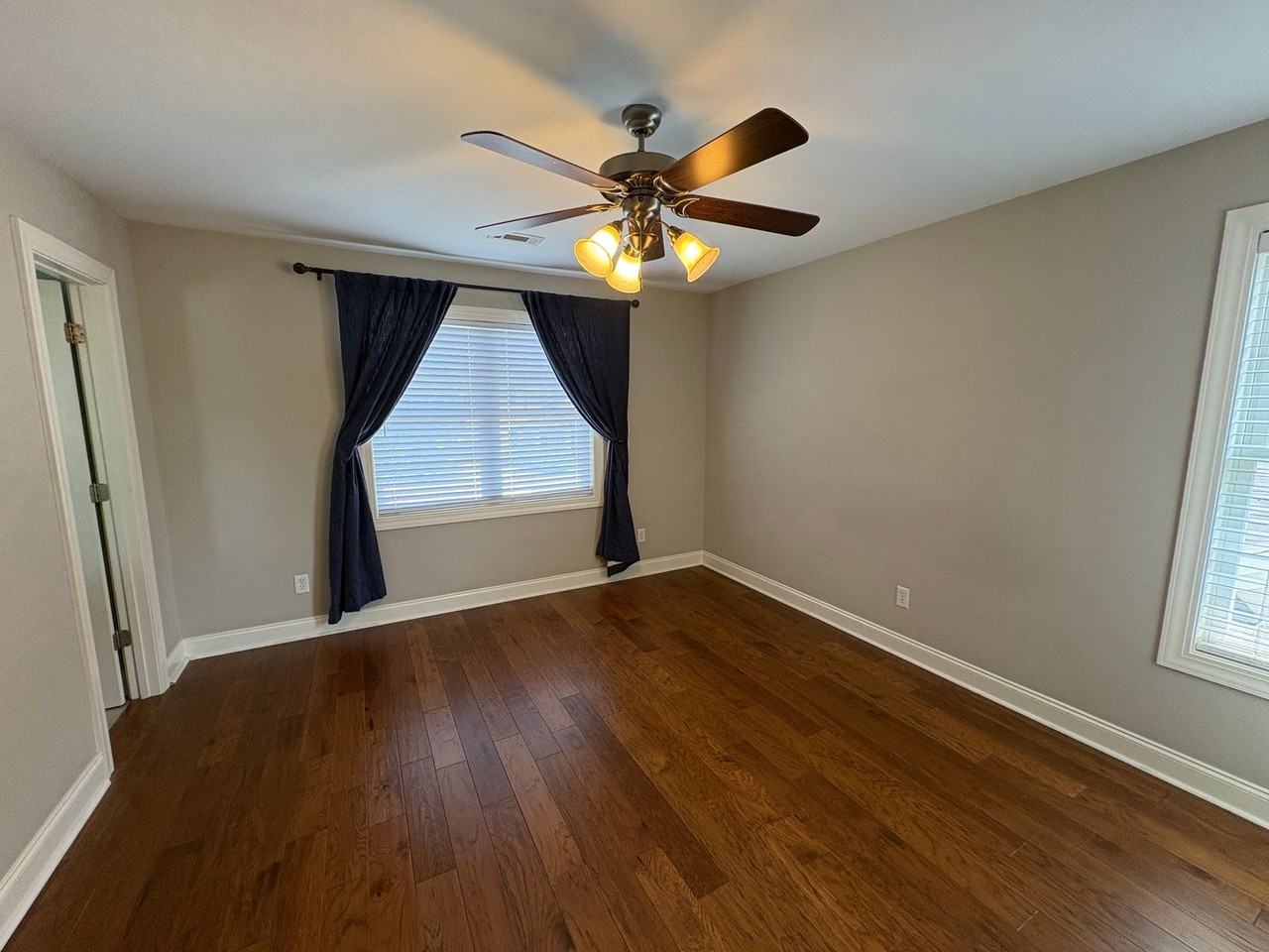 210 Anderson St - Photo 7 of 16