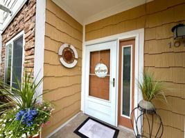 featured image of 4765 Hahns Peak Dr