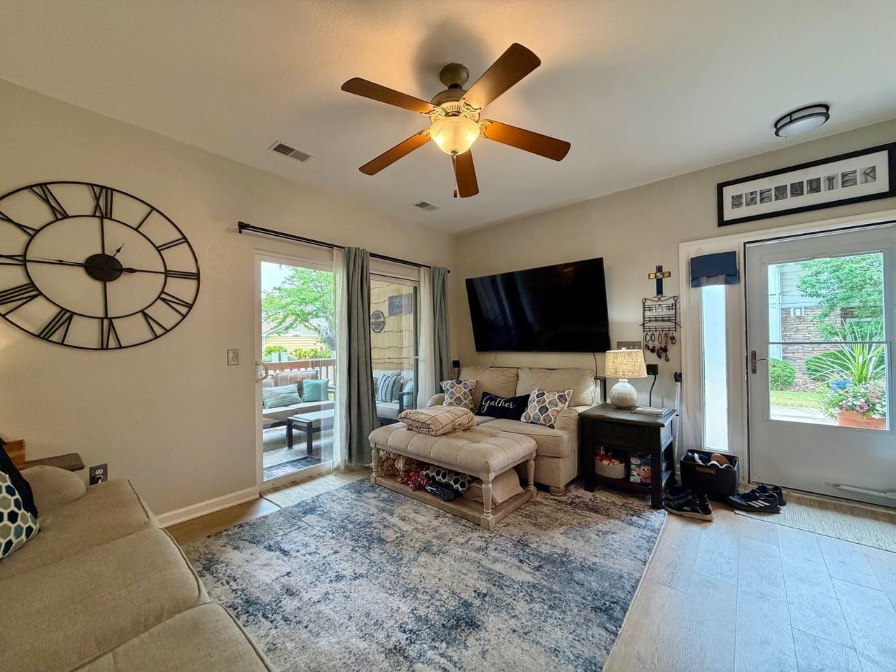 4765 Hahns Peak Dr - Photo 6 of 16