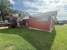 1700 N Janeway Ave - Photo 1 of 1