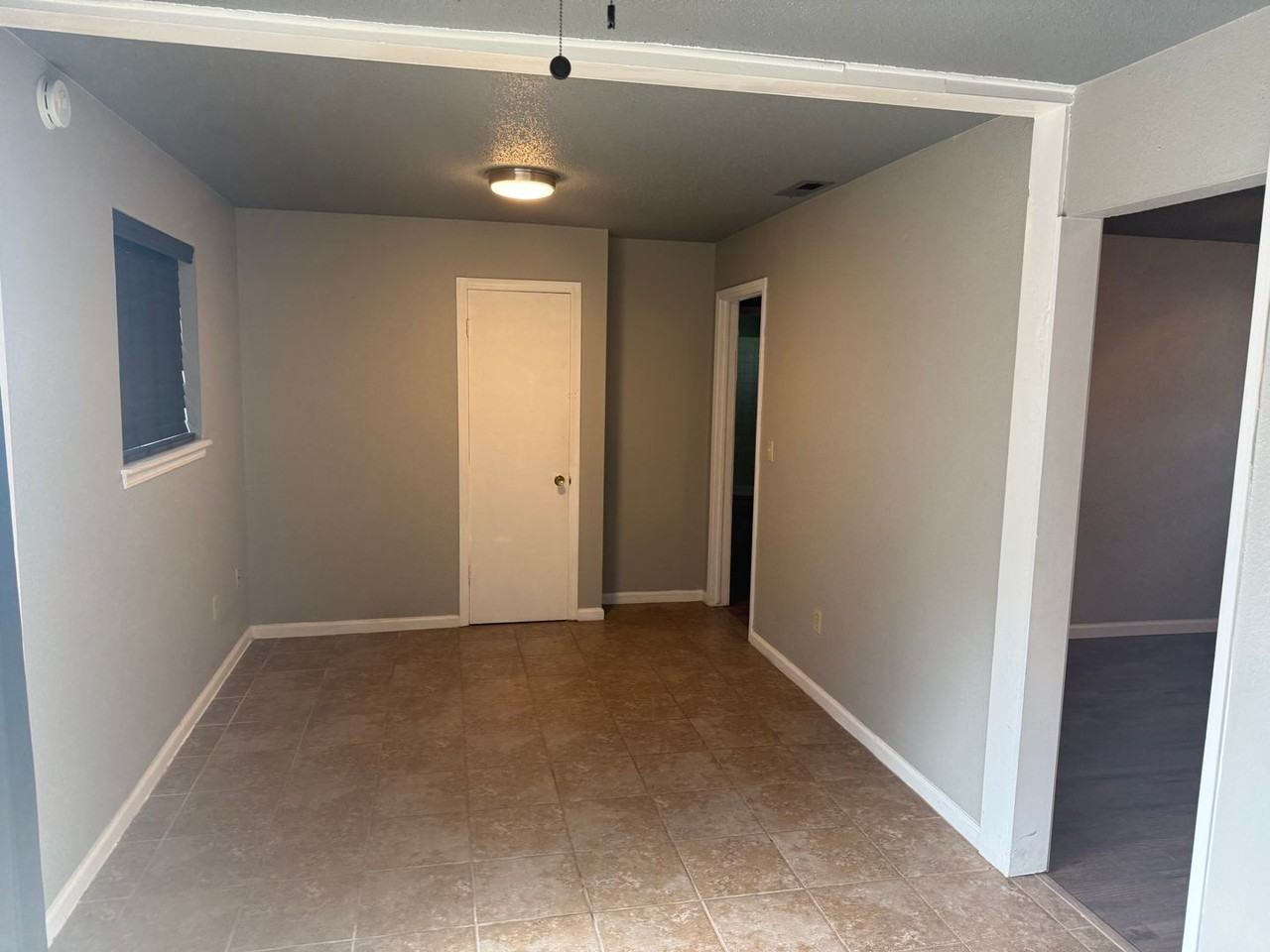 1700 N Janeway Ave - Photo 5 of 16
