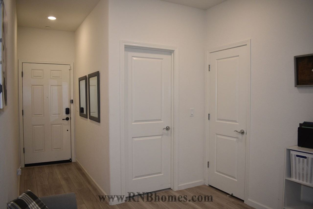 1048 Merrimack St - Photo 3 of 19
