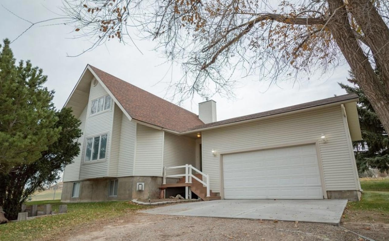 6187 S 45th E - Photo 2 of 28