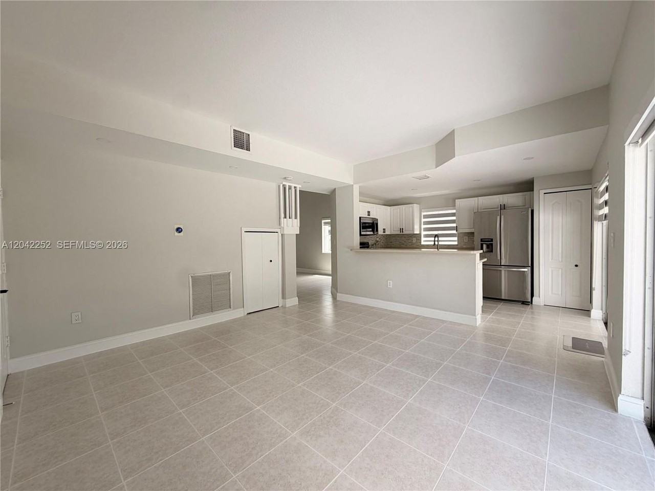 11242 Sw 244th Ter - Photo 6 of 21