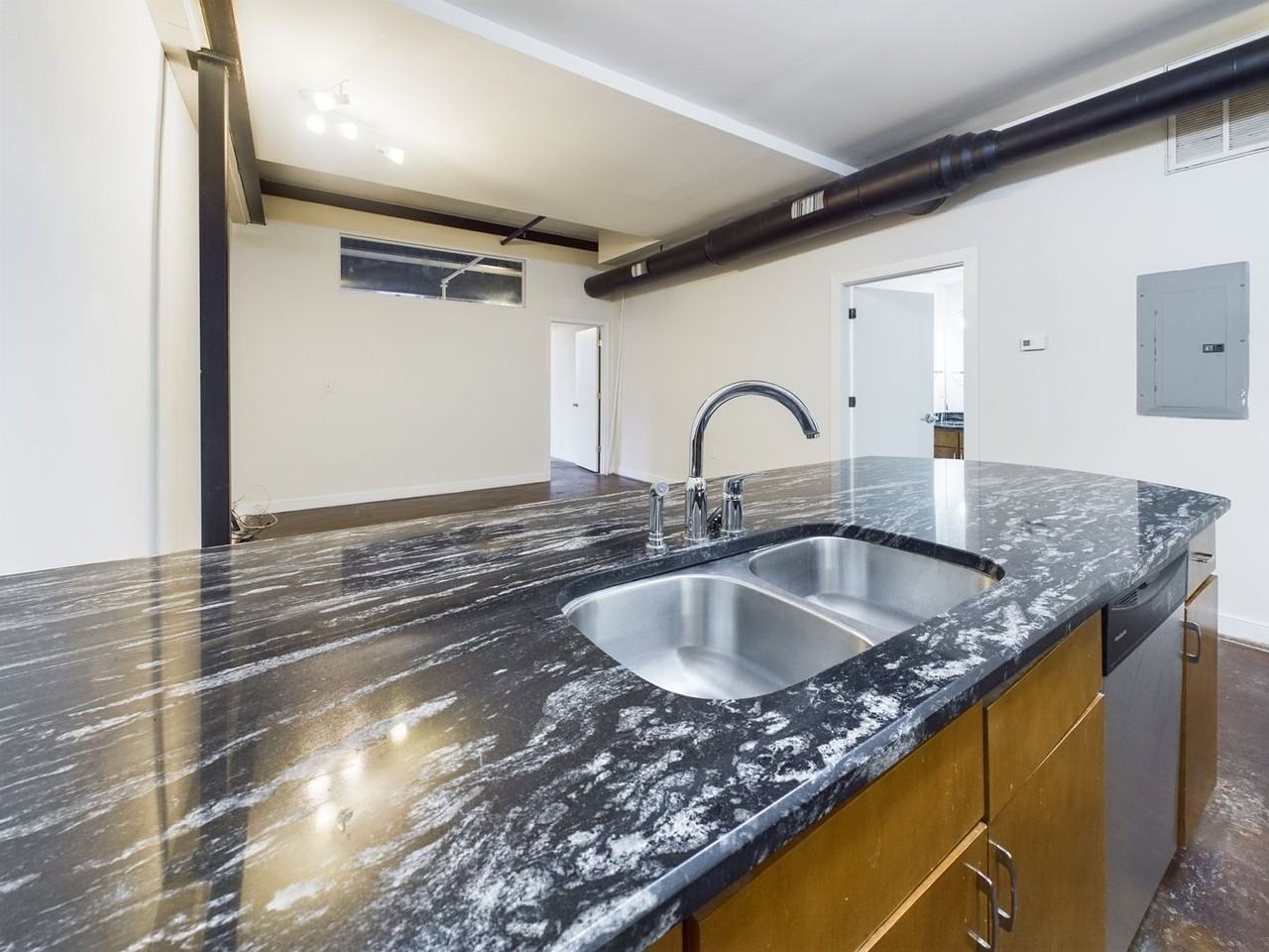 15 N 18th St #2B - Photo 4 of 26