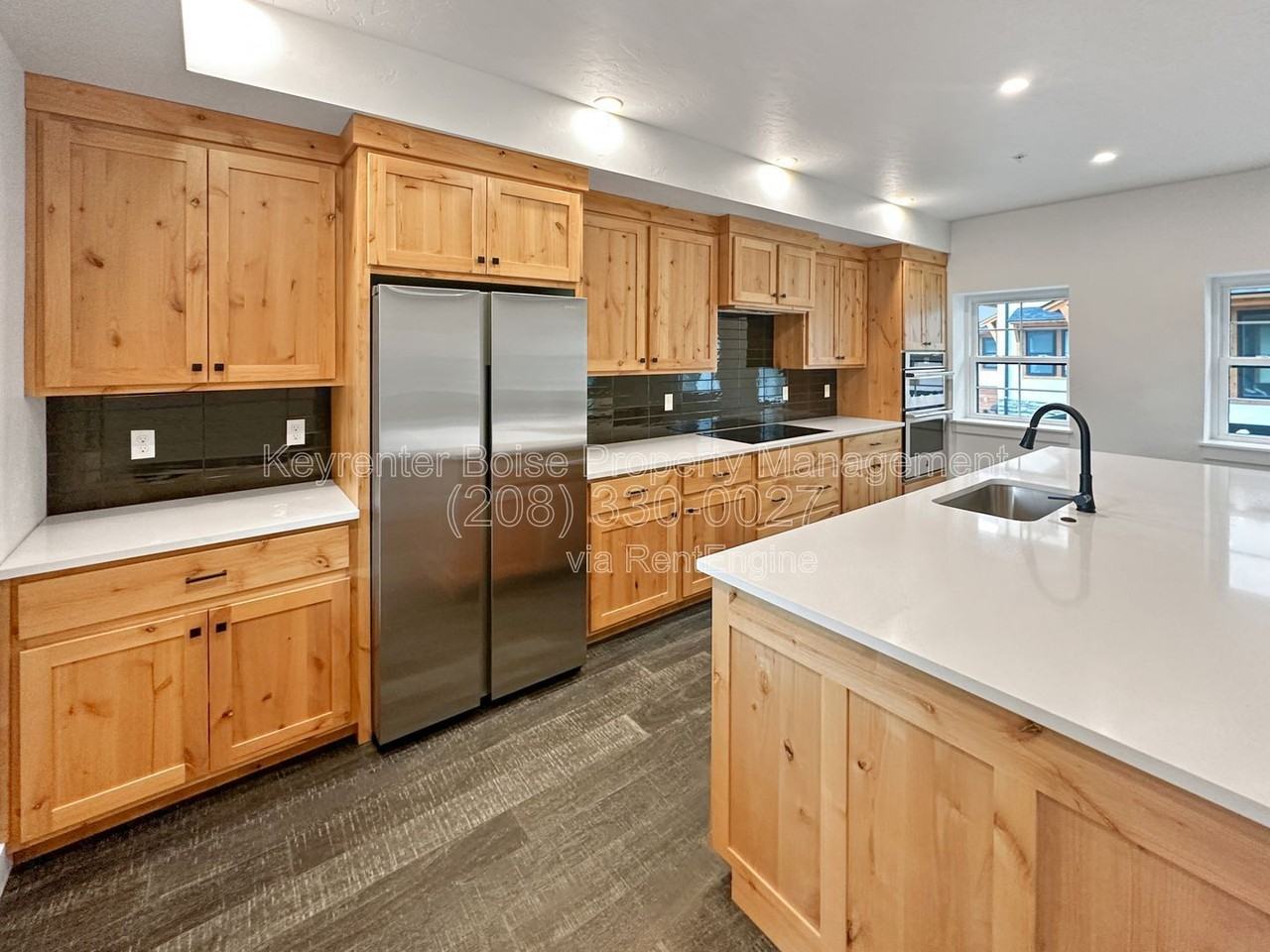 3586 N Adams St - Photo 5 of 27