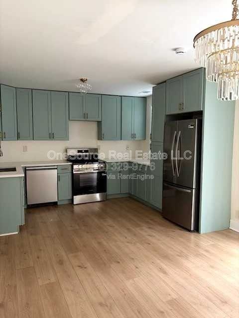 1264 Hartford Ave Sw - Photo 3 of 13