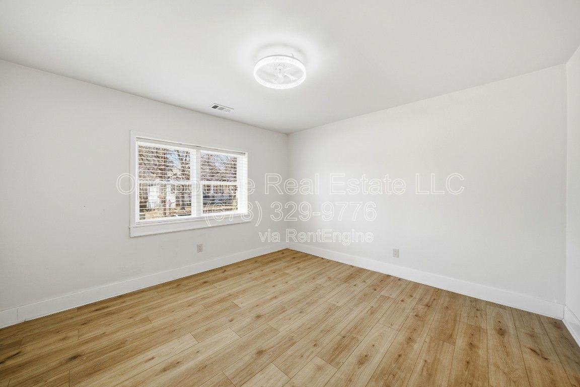 1264 Hartford Ave Sw - Photo 6 of 13
