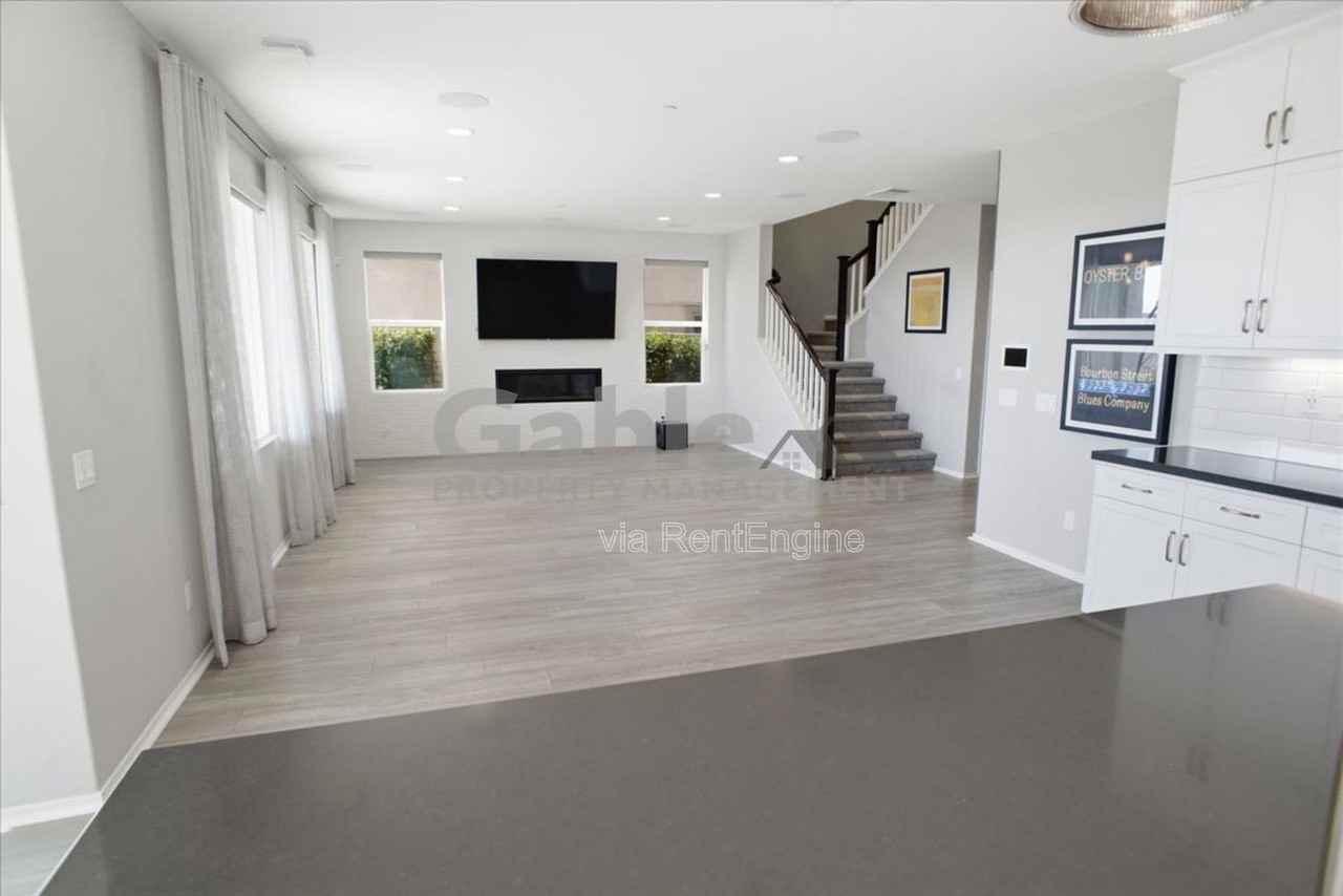 18262 Astro Ct - Photo 7 of 31