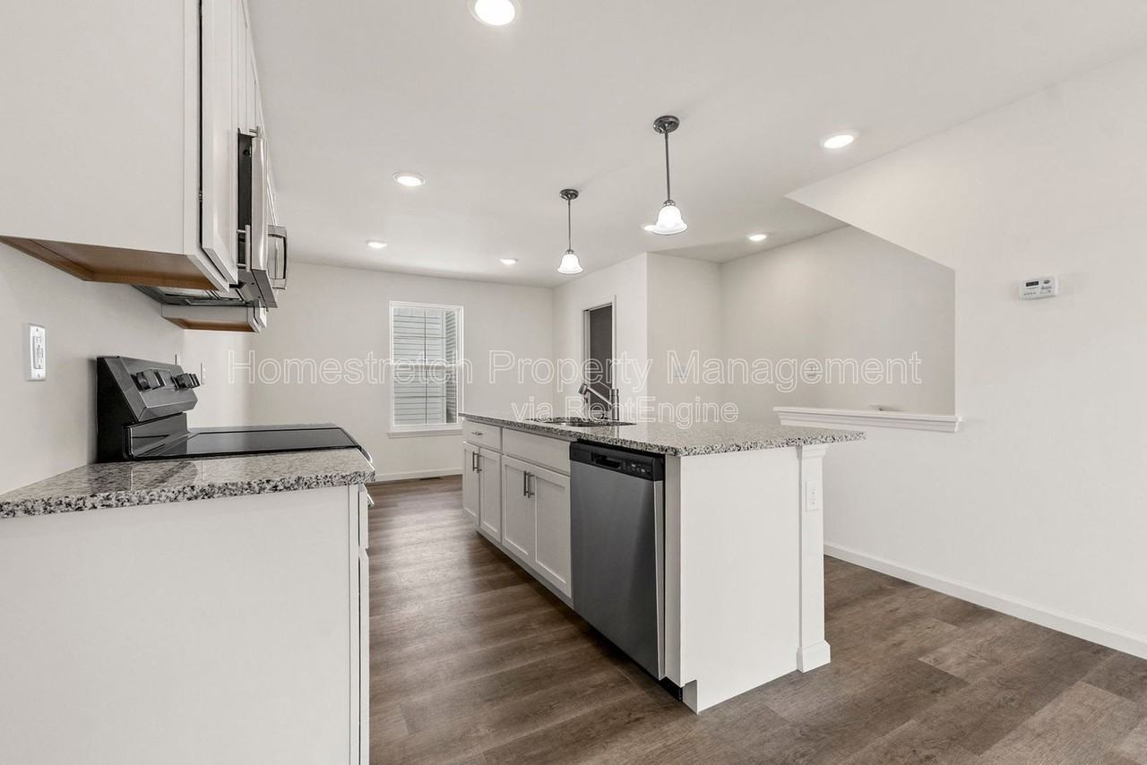 176 Canal Cottage Aly - Photo 4 of 25