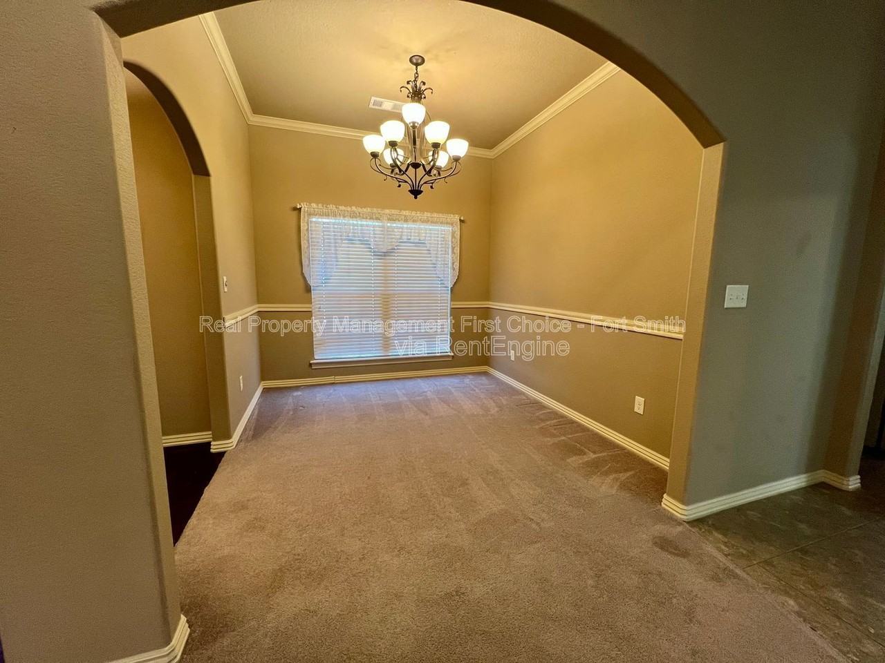 12200 Sycamore St - Photo 3 of 33