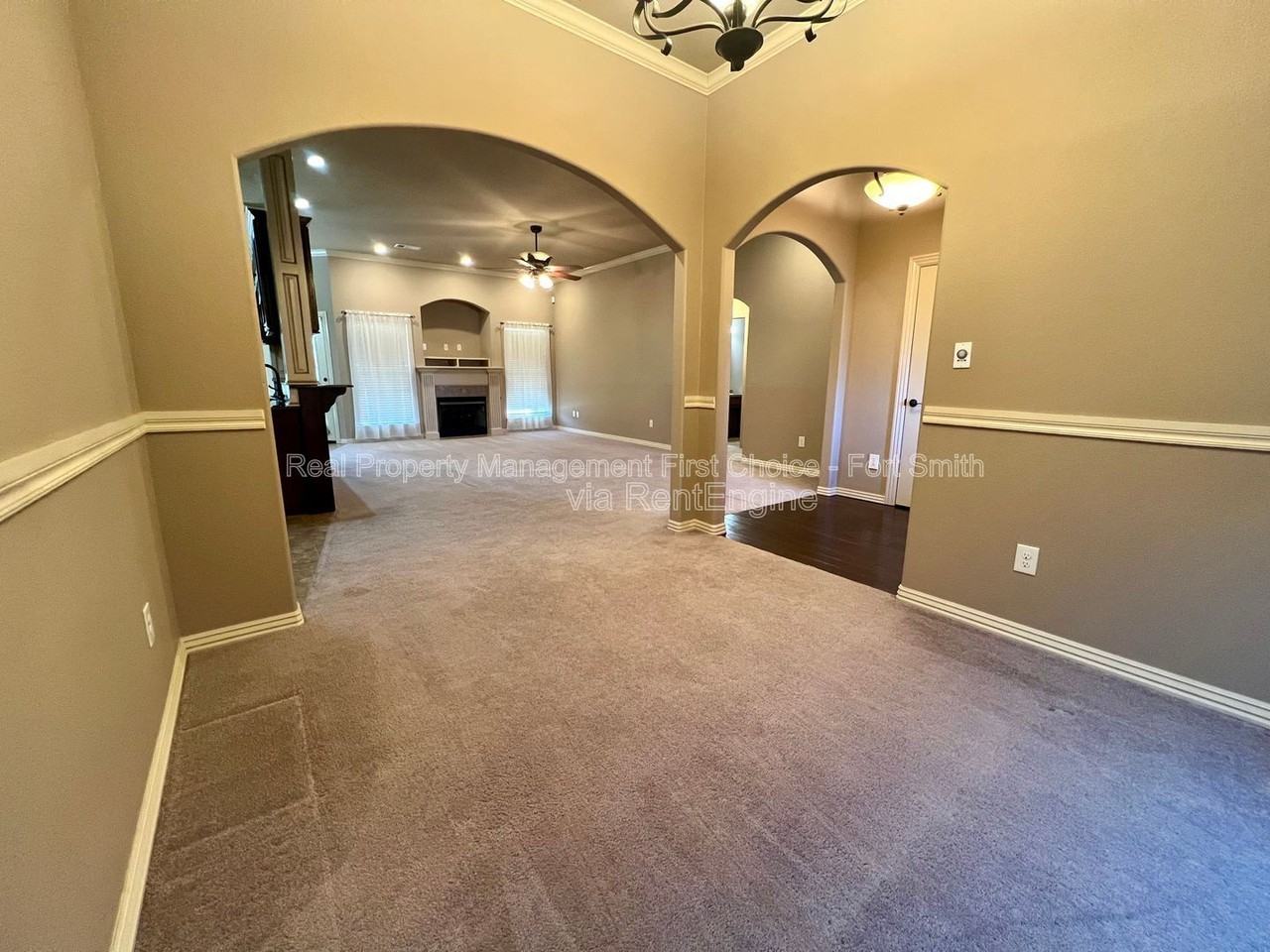 12200 Sycamore St - Photo 4 of 33