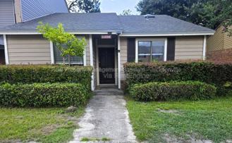 11256 Windtree Dr E - Photo 1 of 1
