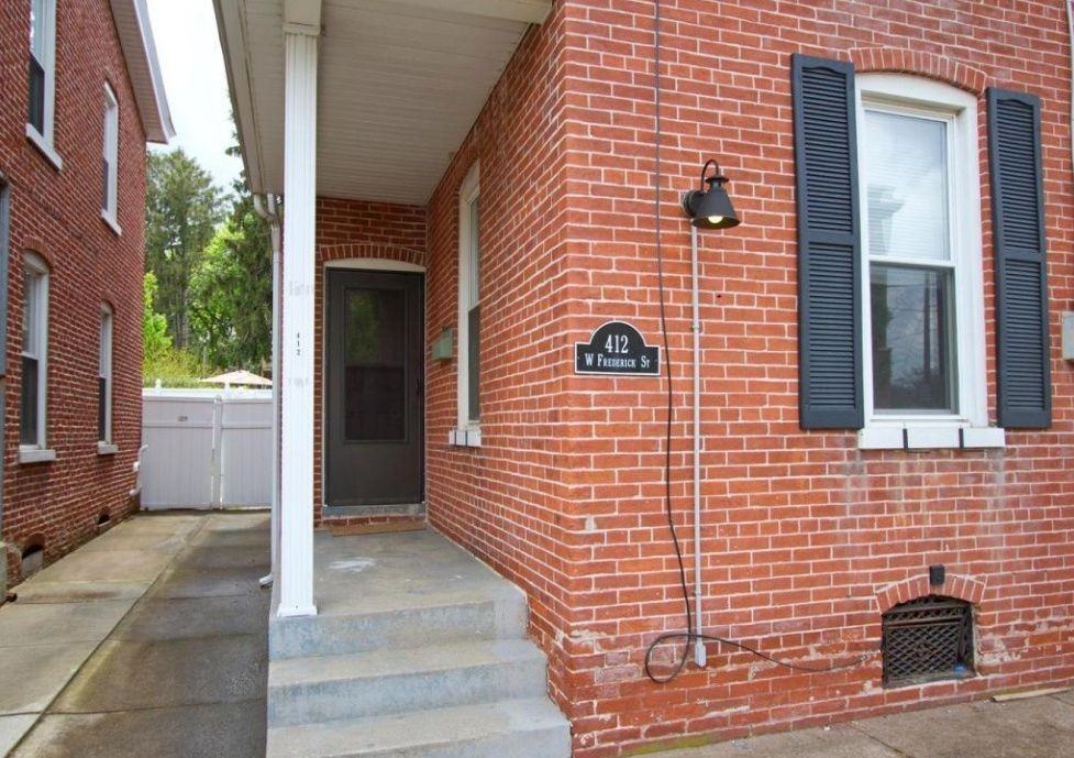 412 W Frederick St - Photo 2 of 35