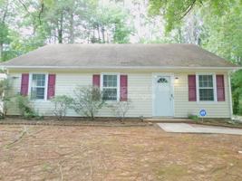 featured image of 2006 Creekwood Dr