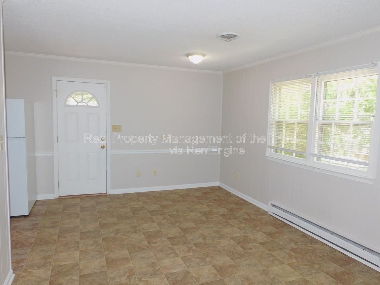 2006 Creekwood Dr - Photo 4 of 20