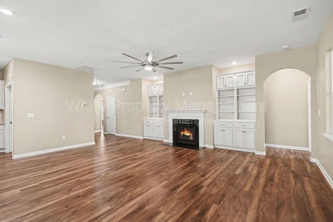 8207 Asher Chase Trl - Photo 3 of 29