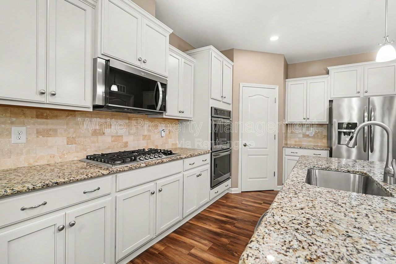 8207 Asher Chase Trl - Photo 7 of 29