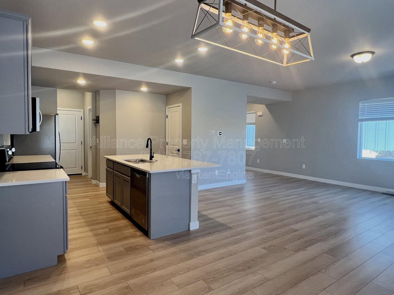 11120 Anhinga Ct - Photo 5 of 25