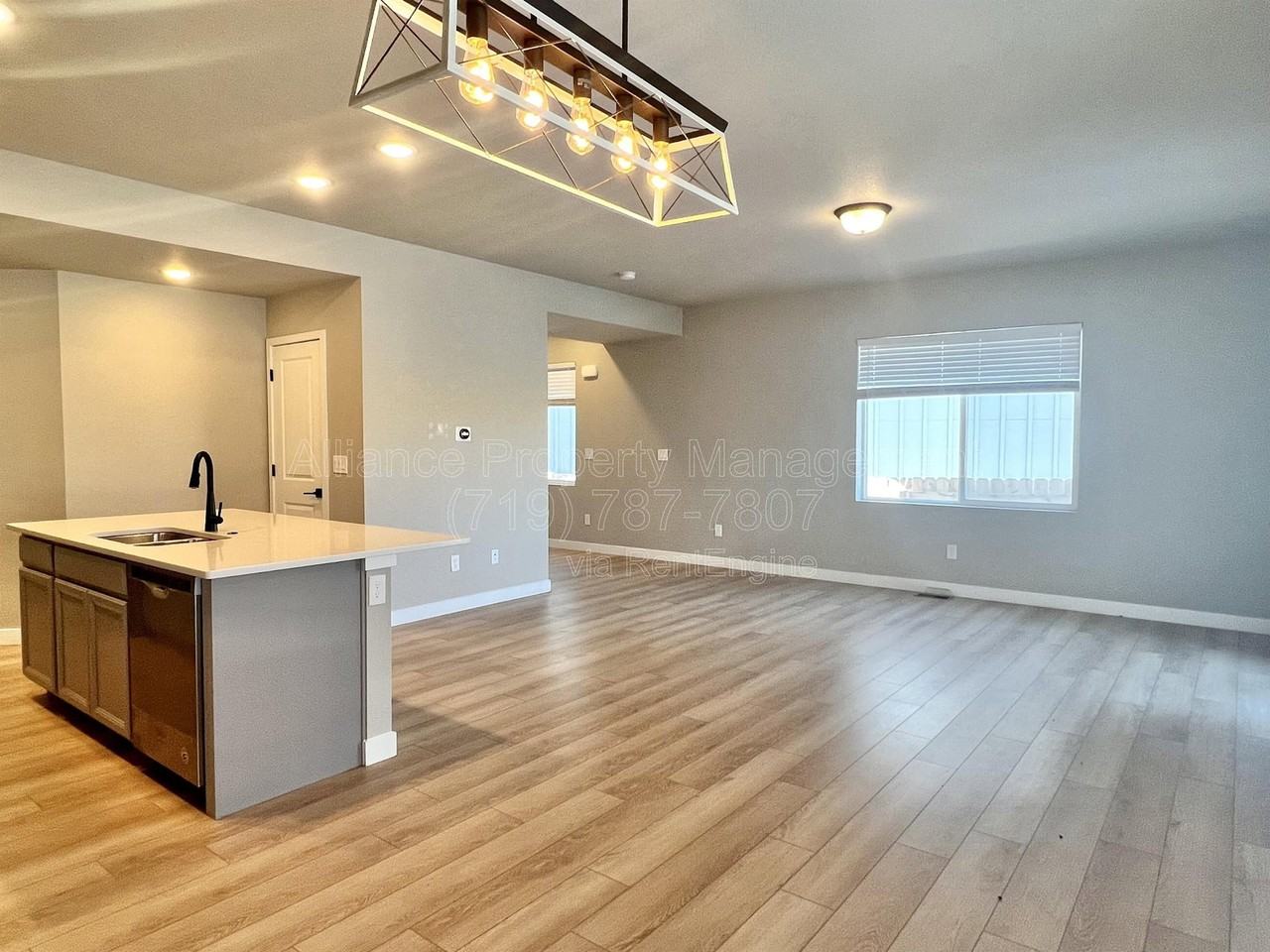 11120 Anhinga Ct - Photo 6 of 25