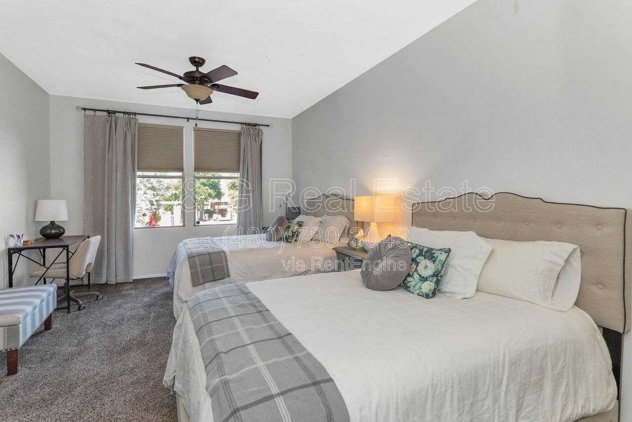 20100 N 78th Pl #2210 - Photo 7 of 22
