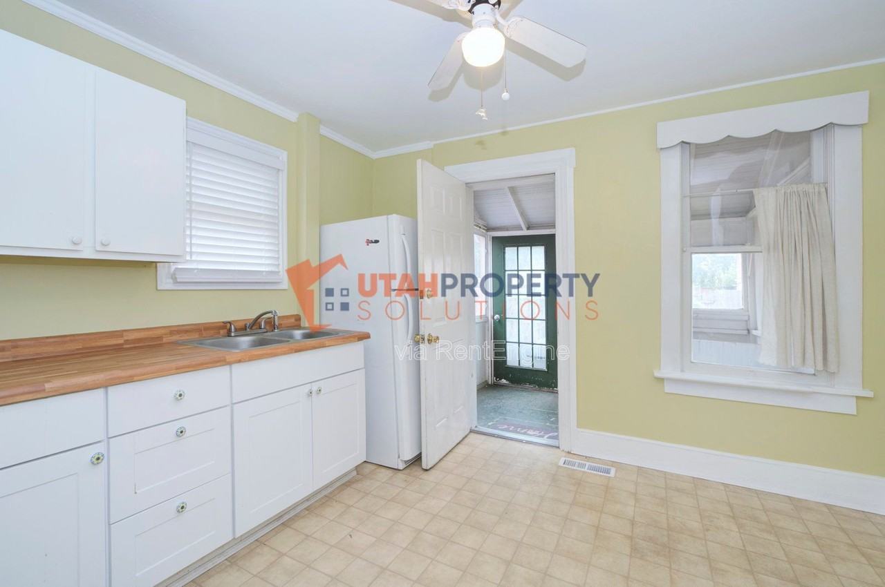 344 E 1700 S - Photo 5 of 18