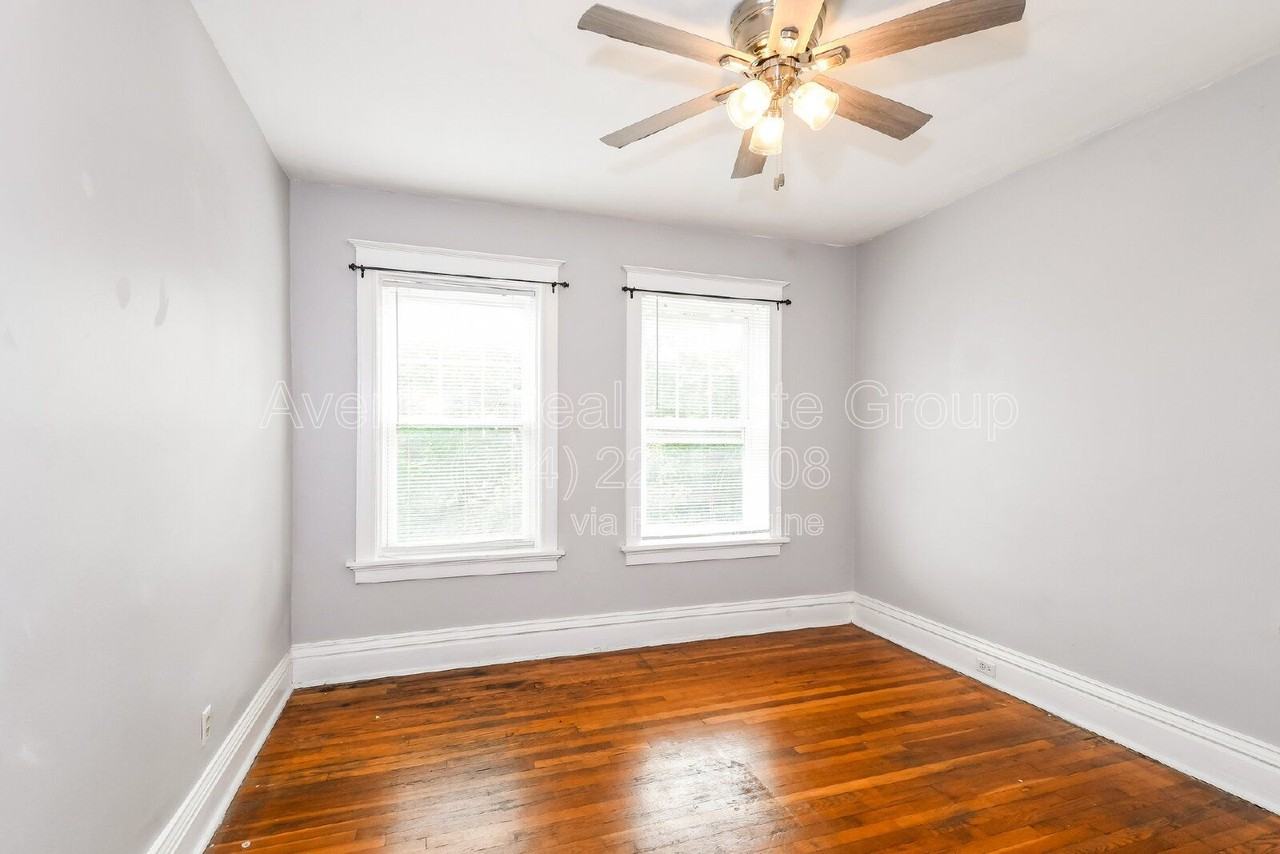 753 Leland Ave #2F - Photo 7 of 10