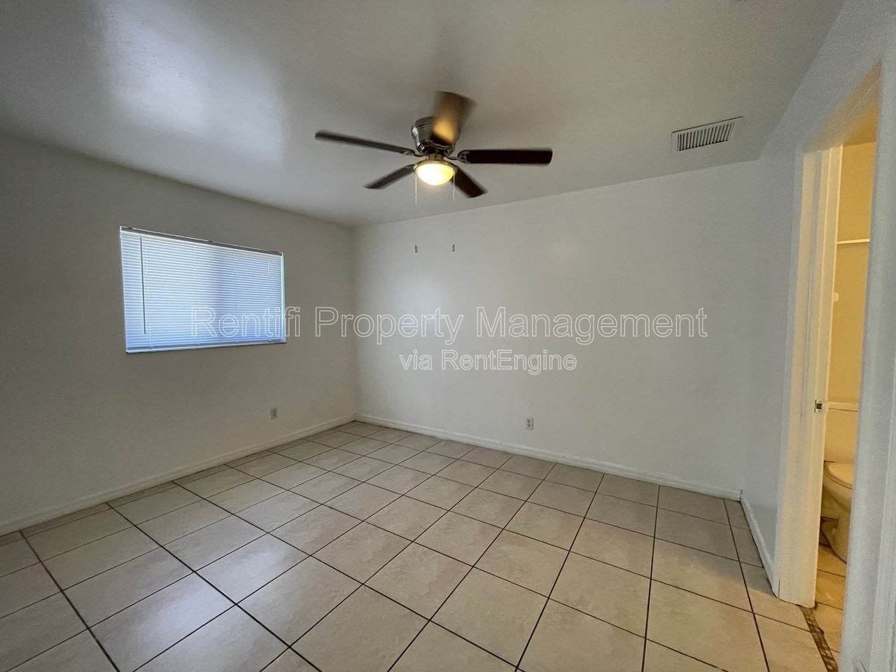 1128 Homer Ave S - Photo 3 of 15