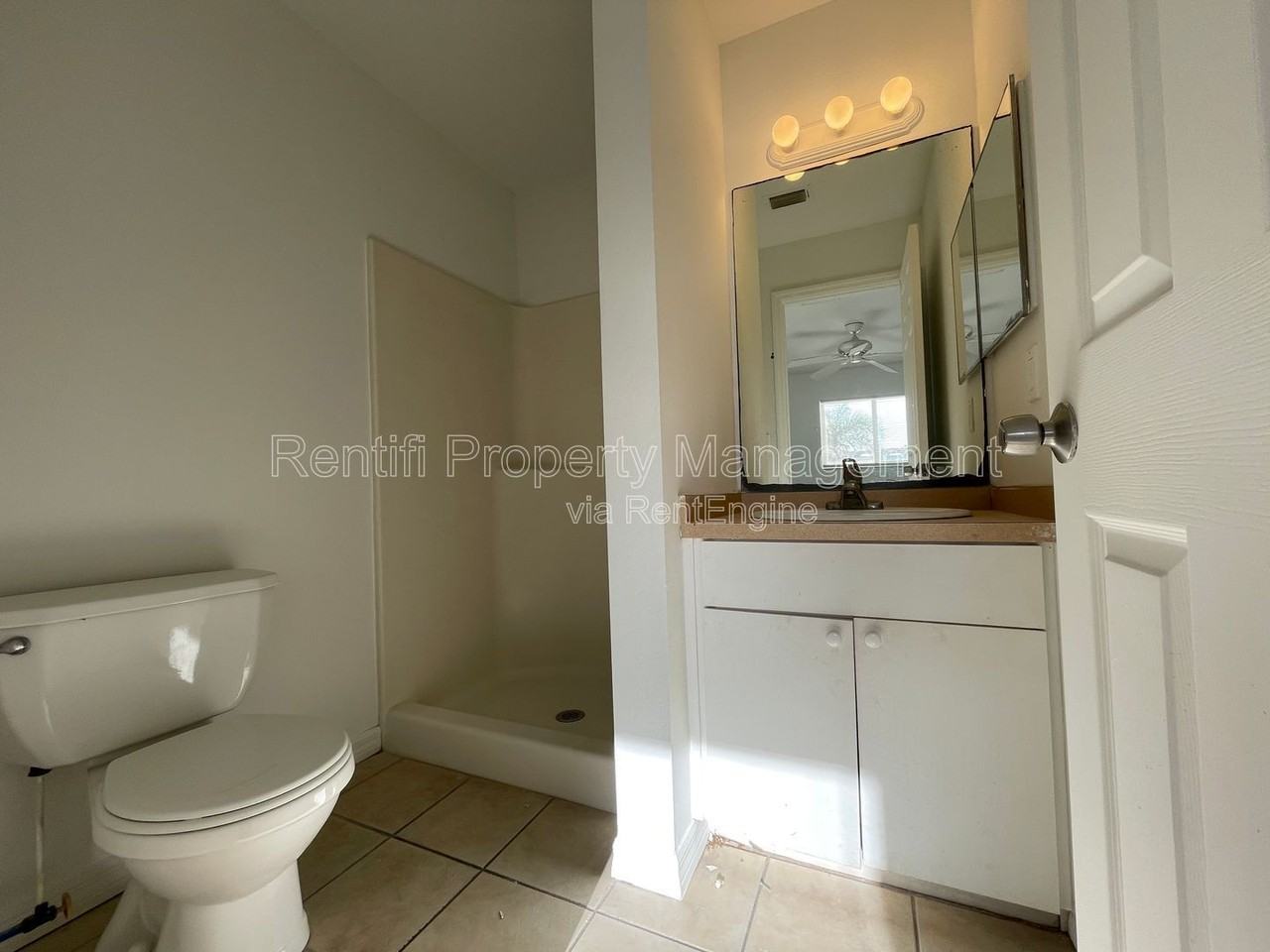 1128 Homer Ave S - Photo 4 of 15