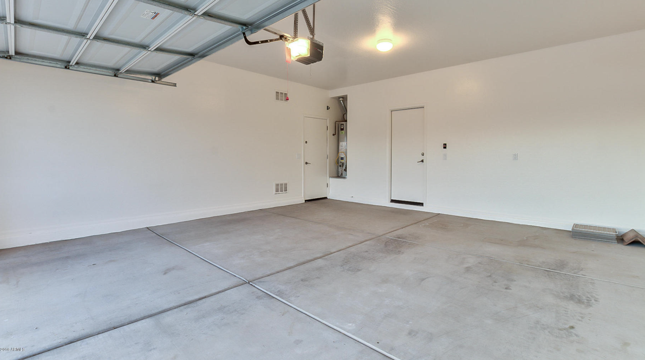 4236 E Cotton Ct - Photo 6 of 16