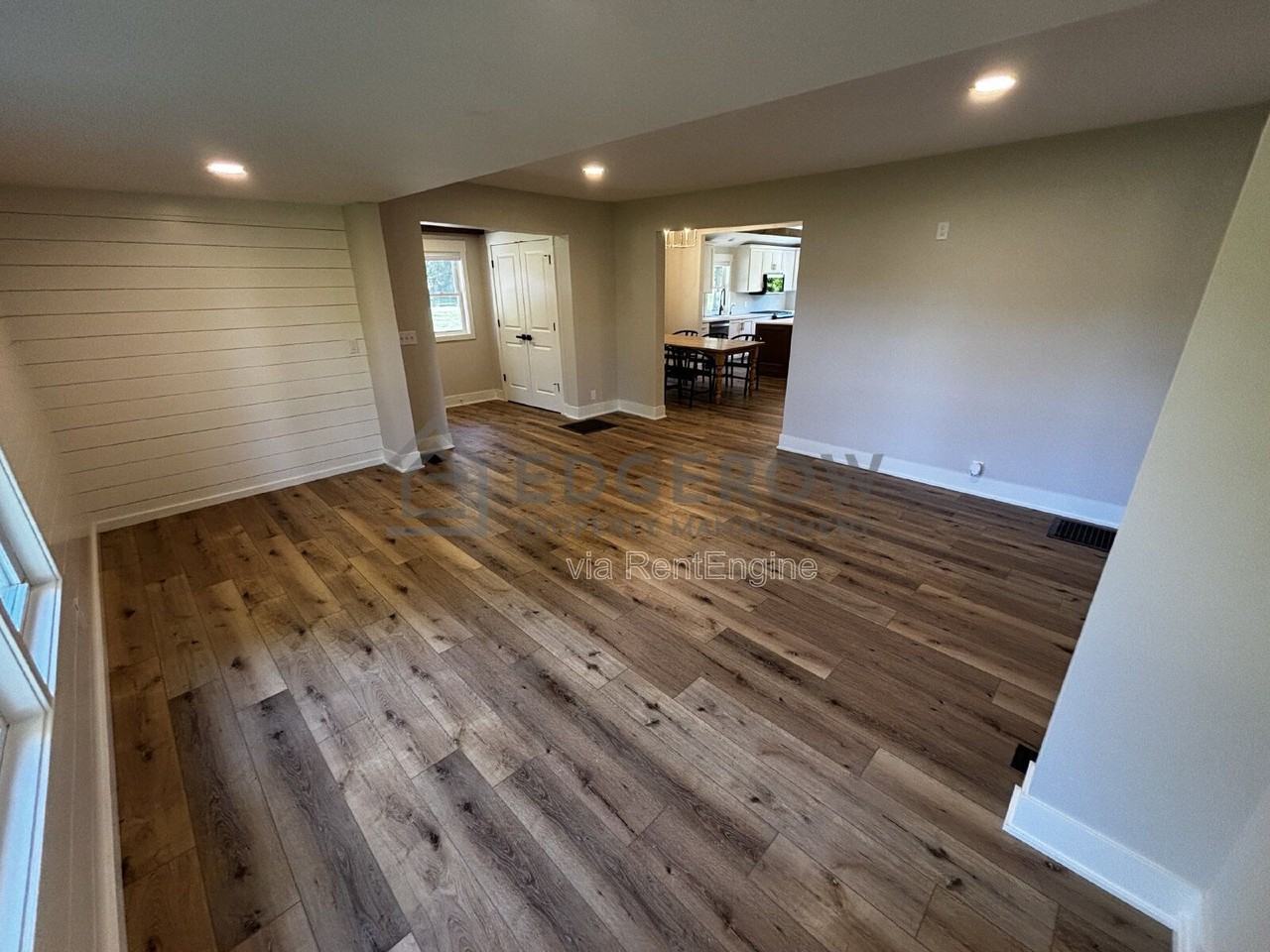 10710 2nd Ave Nw - Photo 4 of 24