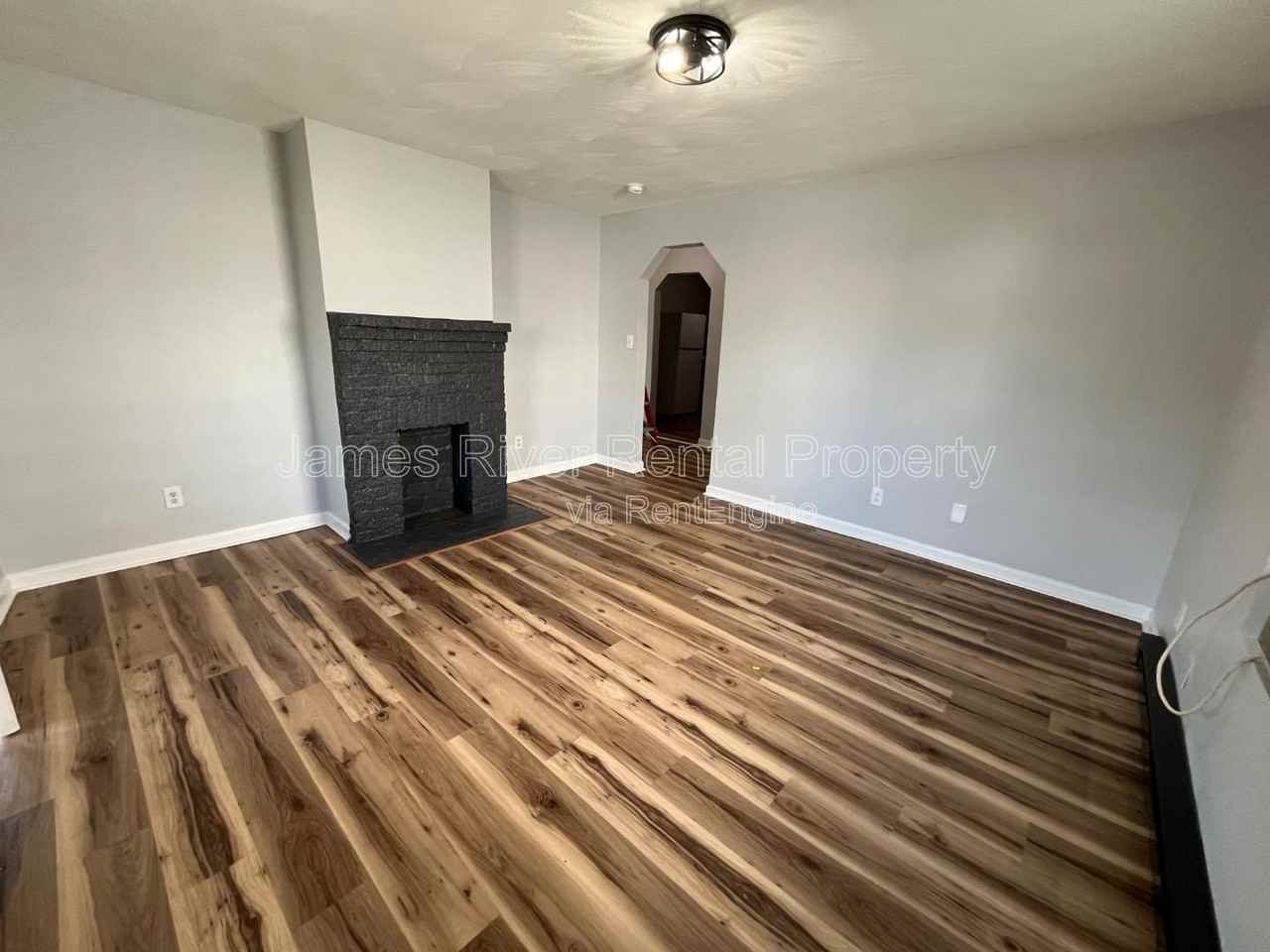 1219 16th St - Photo 6 of 12