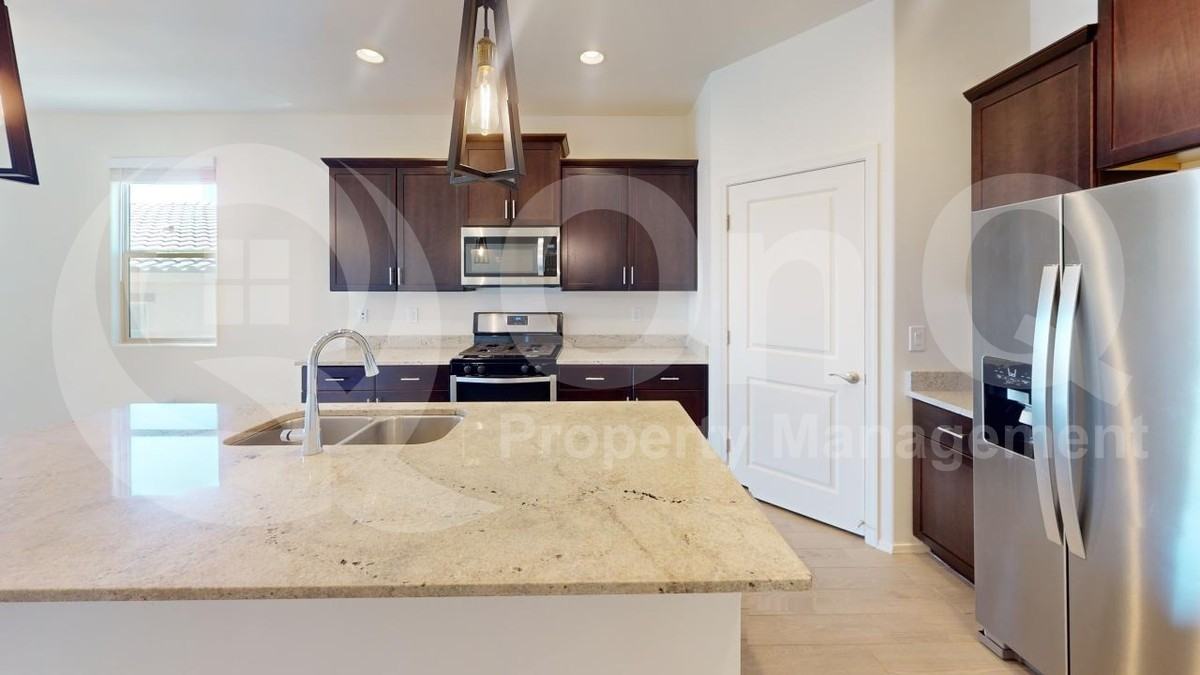 14040 E Red Pine Pl - Photo 4 of 28