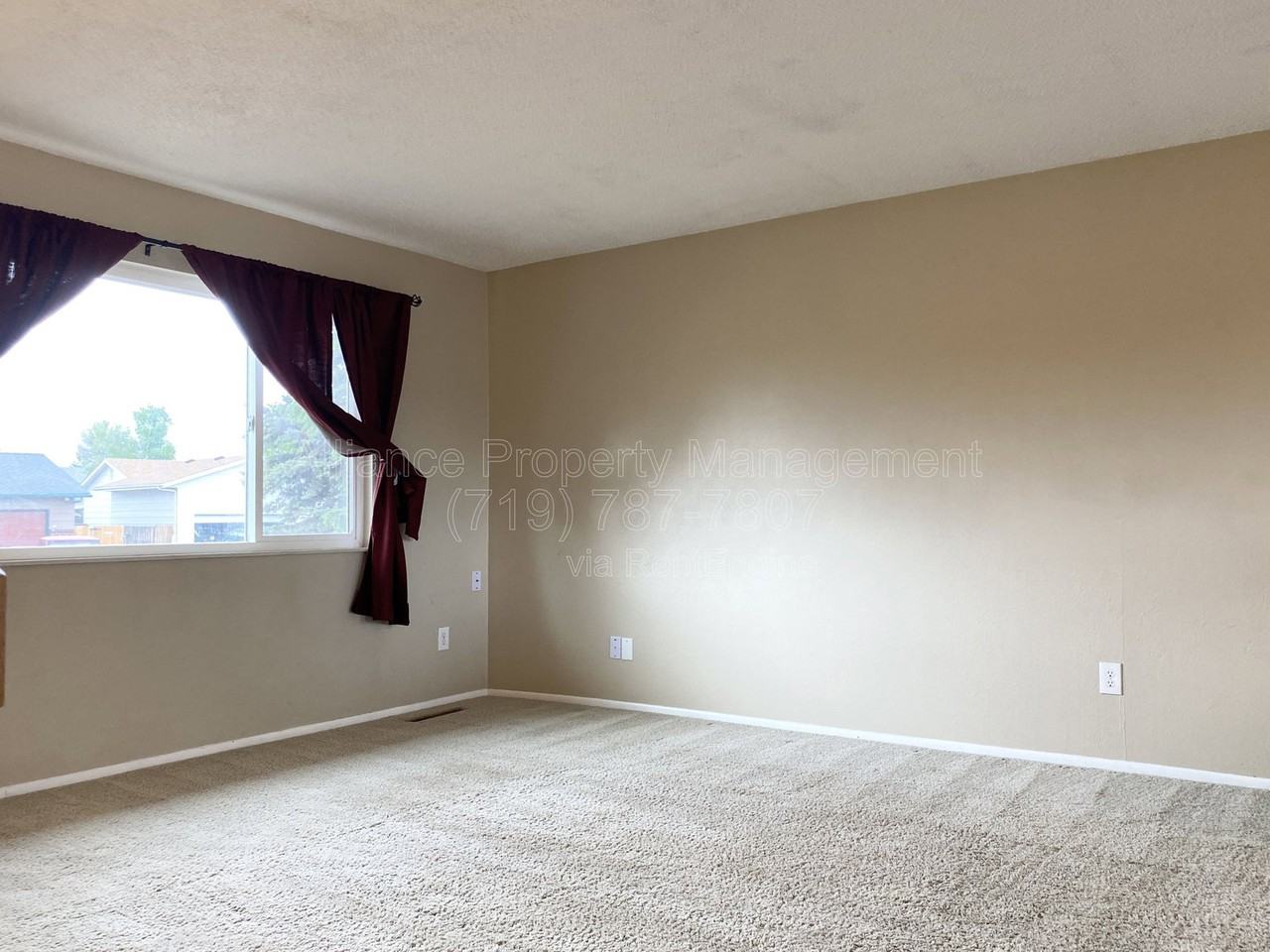 6087 Del Rey Dr - Photo 3 of 38