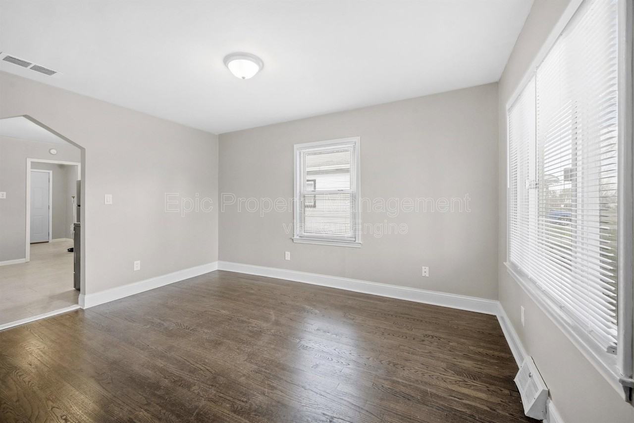 4336 Howe Rd - Photo 5 of 8