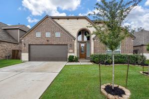 featured image of 4442 Buentello Dr