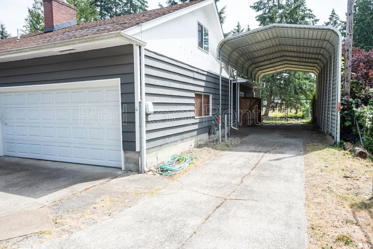 502 138th St E - Photo 5 of 45