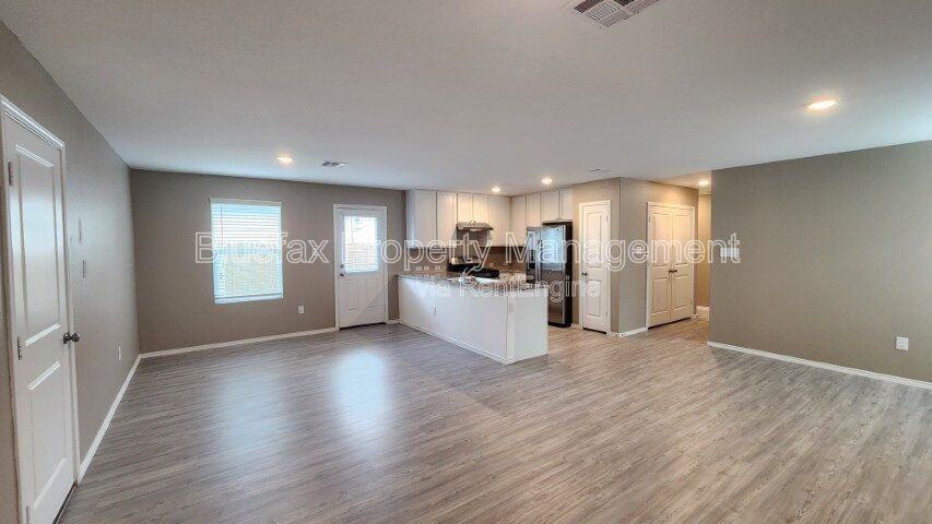 13869 Llama Pl - Photo 3 of 34