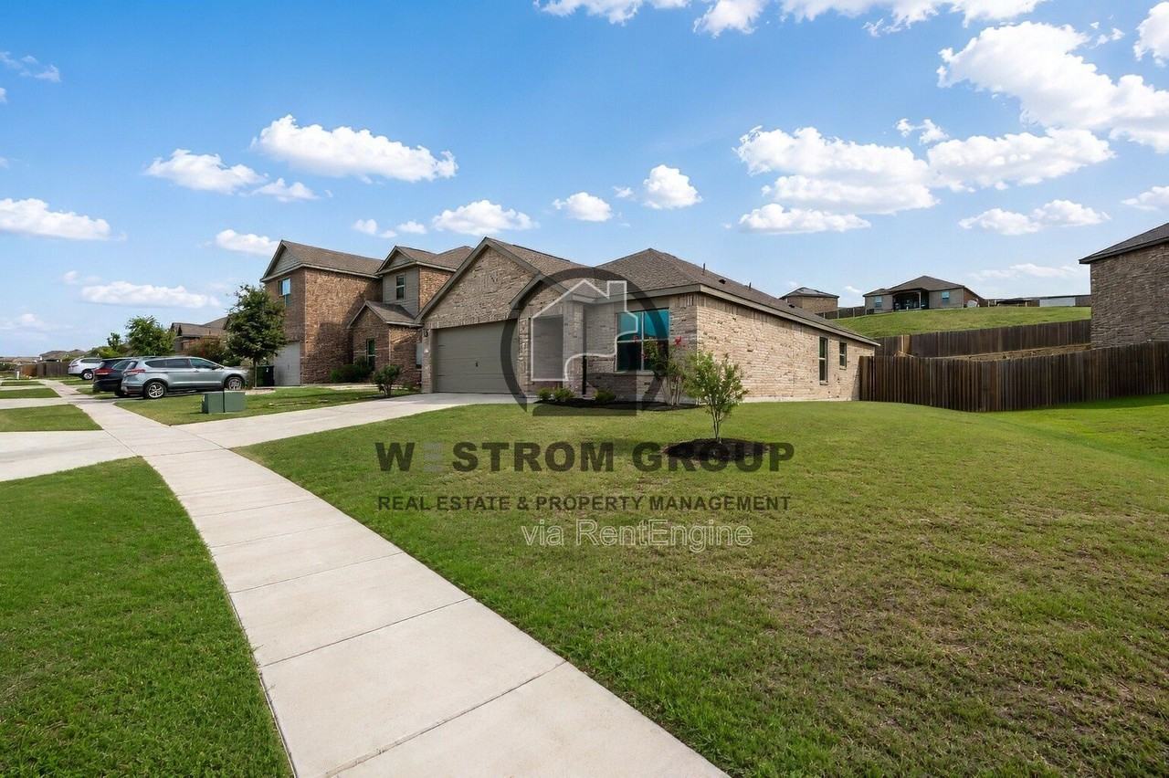 104 Bovine Dr - Photo 3 of 34